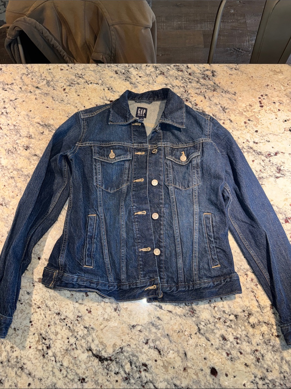 GAP Women's Dark Blue Denim Trucker Jacket-4 Pocket Style